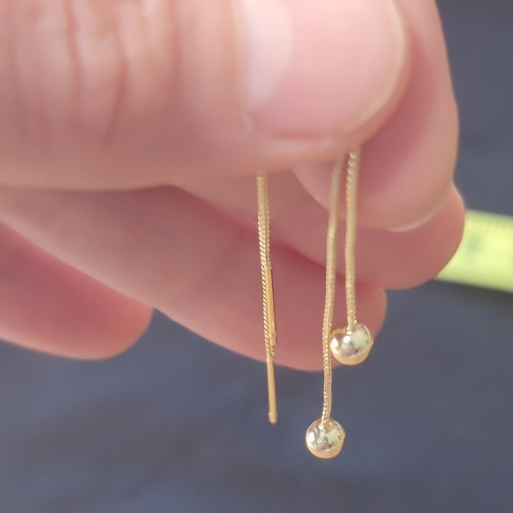 Threader earrings - Picture 3 of 4